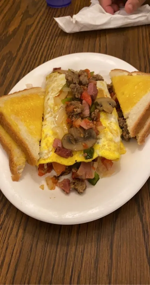 Western Omelette and Toast